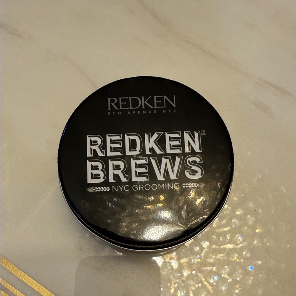 Redken Brews NYC Grooming Pomade in Black